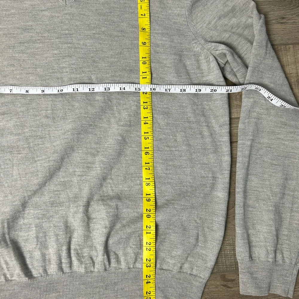 Banana Republic - Extra Fine 100% Merlino - Light Gray Crewneck Sweater